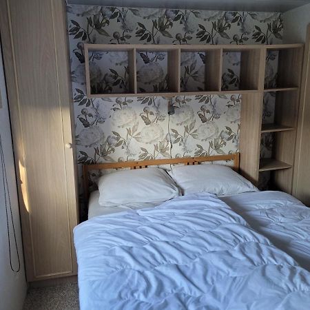 Camping De Blauwe Reiger Pieterzijl Ngoại thất bức ảnh